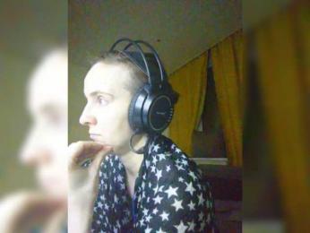 Magretta_Dering webcam model stream image