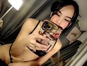 Little_SlutNica webcam stripchat model stream image