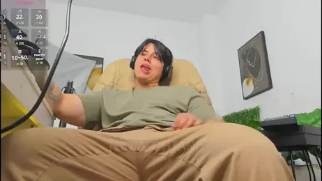 Thom_Ohtani webcam model stream image