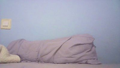 Hugecumshot98 webcam model stream image