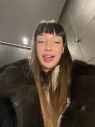 Sophie_Avory webcam model stream image