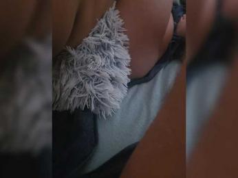 Aliceinborderland webcam model stream image