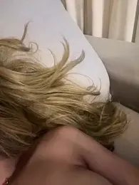 privsloirinha webcam model stream image