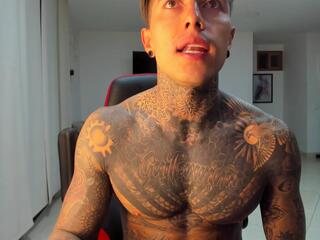 Aron Felip webcam model stream image