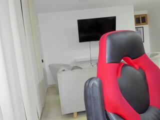 Aron Felip webcam model stream image