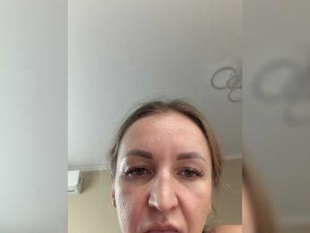Velvixa webcam model stream image