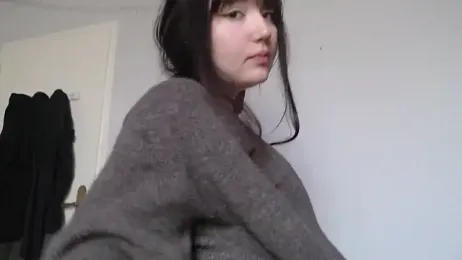 Lynylou webcam model stream image