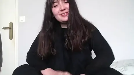 Lynylou webcam model stream image