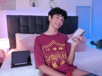 phillicious_ webcam model stream image
