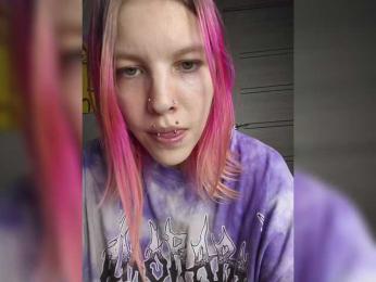 SquirtApril webcam model stream image