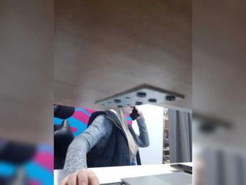 Xo4y-Tpax webcam model stream image