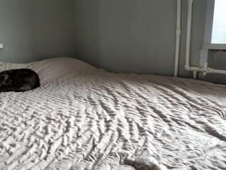 karmaalmand webcam model stream image