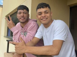 Xavier & Mathias webcam model stream image