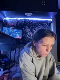 Lilactease webcam model stream image
