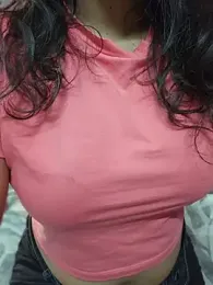 sluttytitties69 webcam model stream image