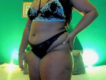 Lina-palace webcam model stream image