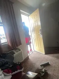 Stressreliever82 webcam model stream image