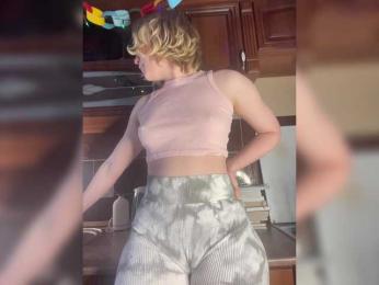 A-Huli webcam bongacams model stream image