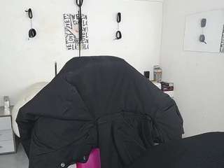 leonardprice1 webcam model stream image