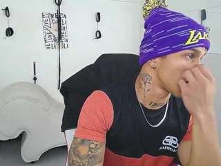 leonardprice1 webcam camsoda model stream image