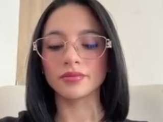 kiraalopez webcam camsoda model stream image