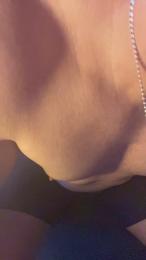 Lionparis webcam model stream image