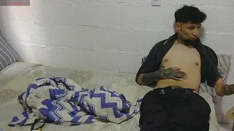 Garou_u webcam model stream image