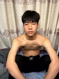qomelo webcam stripchat model stream image