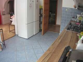 voyeurcam-julmodels-kitchen webcam model stream image