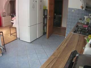 voyeurcam-julmodels-kitchen webcam model stream image