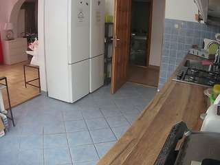 voyeurcam-julmodels-kitchen webcam model stream image