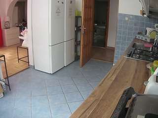 voyeurcam-julmodels-kitchen webcam model stream image
