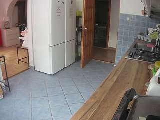 voyeurcam-julmodels-kitchen webcam model stream image