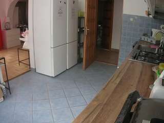 voyeurcam-julmodels-kitchen webcam model stream image