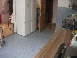 voyeurcam-julmodels-kitchen webcam model stream image