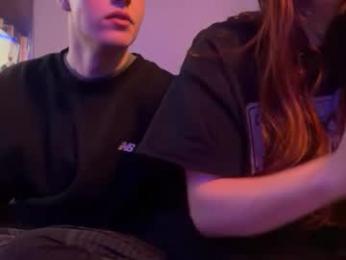 redheadandbigpeenar webcam model stream image