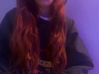 redheadandbigpeenar webcam model stream image