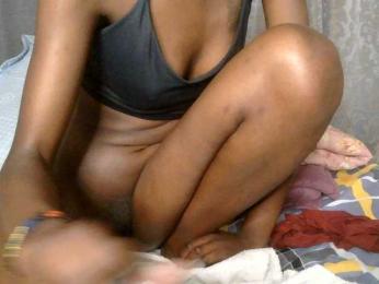 Gianna webcam model stream image