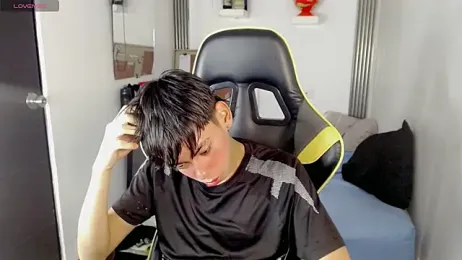 Liarr_ webcam model stream image