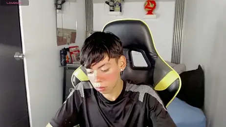 Liarr_ webcam model stream image
