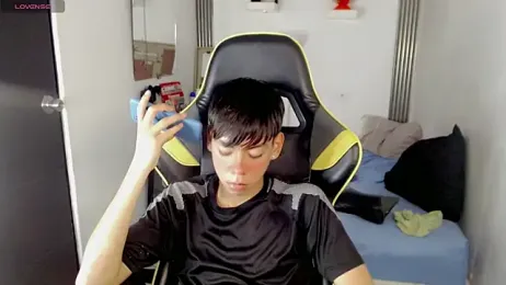 Liarr_ webcam model stream image