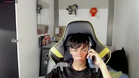 Liarr_ webcam model stream image