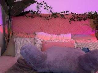 thelittlenative webcam model stream image