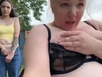 your_madhurricane webcam model stream image