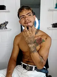 Niick01_ webcam model stream image