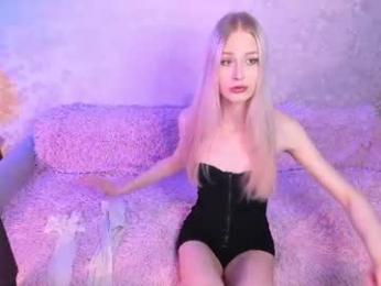 sweet_mol1y webcam model stream image