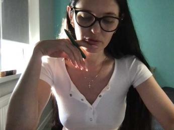 MilaBi-192569 webcam model stream image