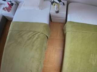 voyeurcam-julmodels-bed-5 webcam model stream image