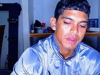 themykeone webcam model stream image