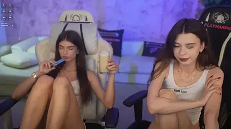 Regina_Sweet054 webcam model stream image
